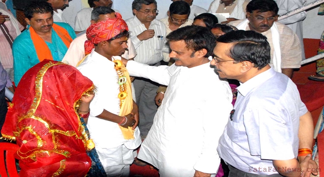 RAJENDRA SHUKLA, MINISTER MP IN SAMUHIK VIVAH