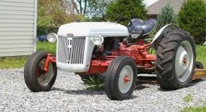 Ford-Tractor 1