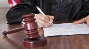 debt-collector-court