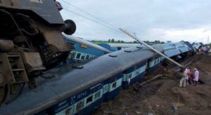 kamayani-express-janata-express-derail-in-madhya-pradesh-many-feared-killed