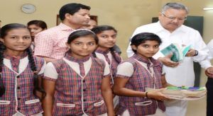 CM IN BIJAPUR SCHOOL