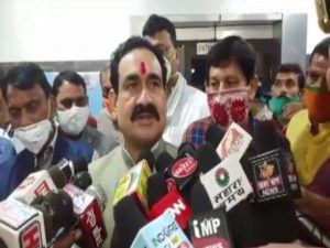Home Minister said - I do not wear masks ... so what? Video that is going viral