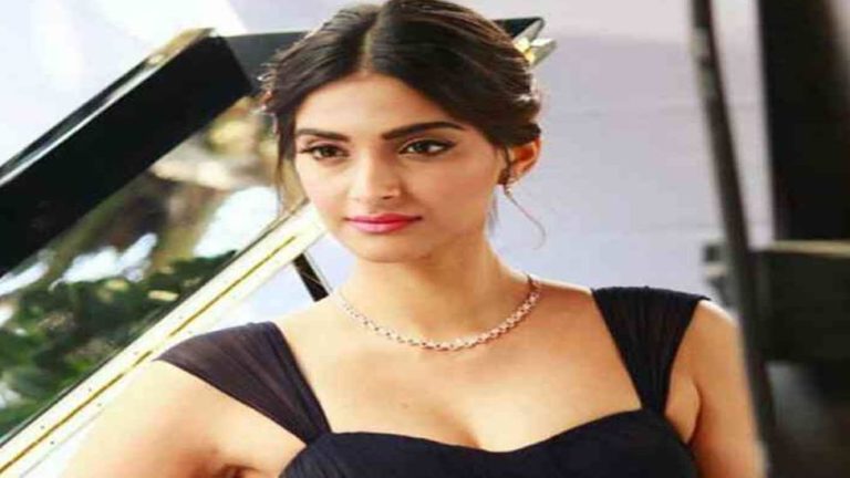sonam kapoor
