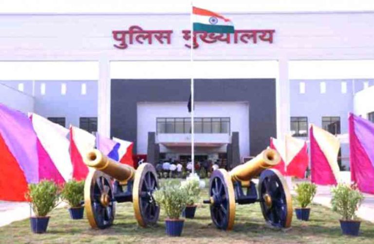 chhattisgarh_police_1994849_835x547-m.jpg