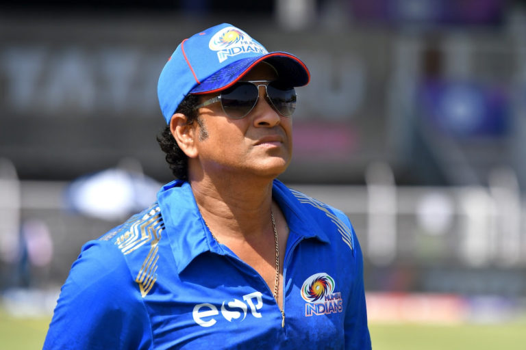 7g4lj0a_sachin-tendulkar-bcci_625x300_22_April_22.jpg