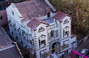 Picsart_23-03-06_20-37-28-678