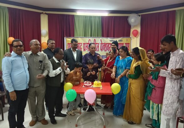 2025-12-09-15-01-37-340