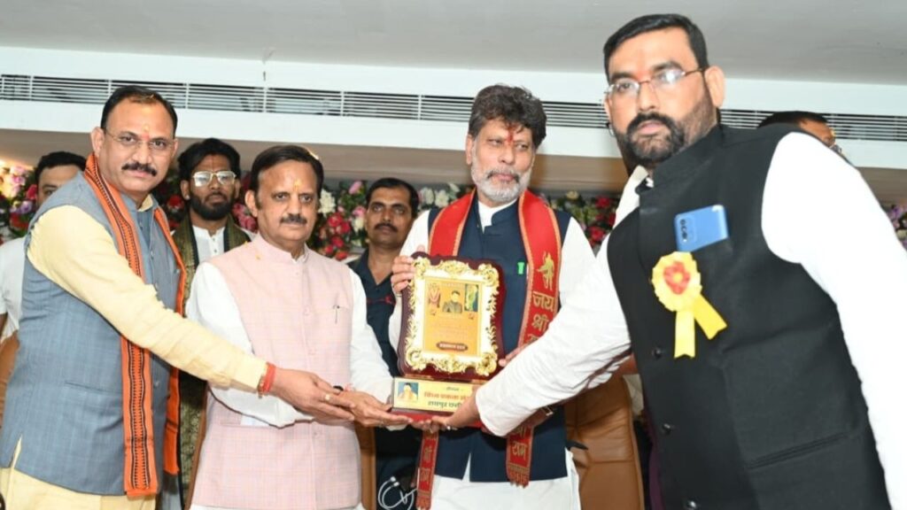 20260318 0559325736507623267252762